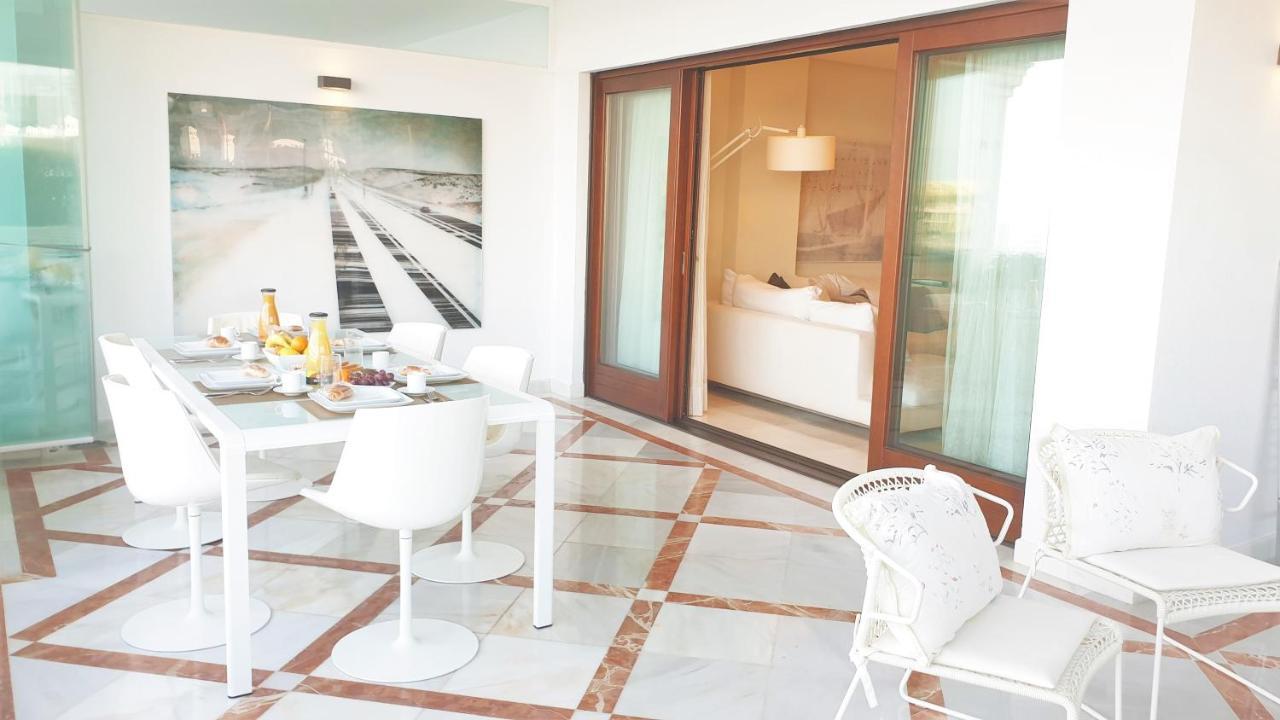 Luxury Apartment Frontal Beach In Doncella Beach إِستيبونا المظهر الخارجي الصورة