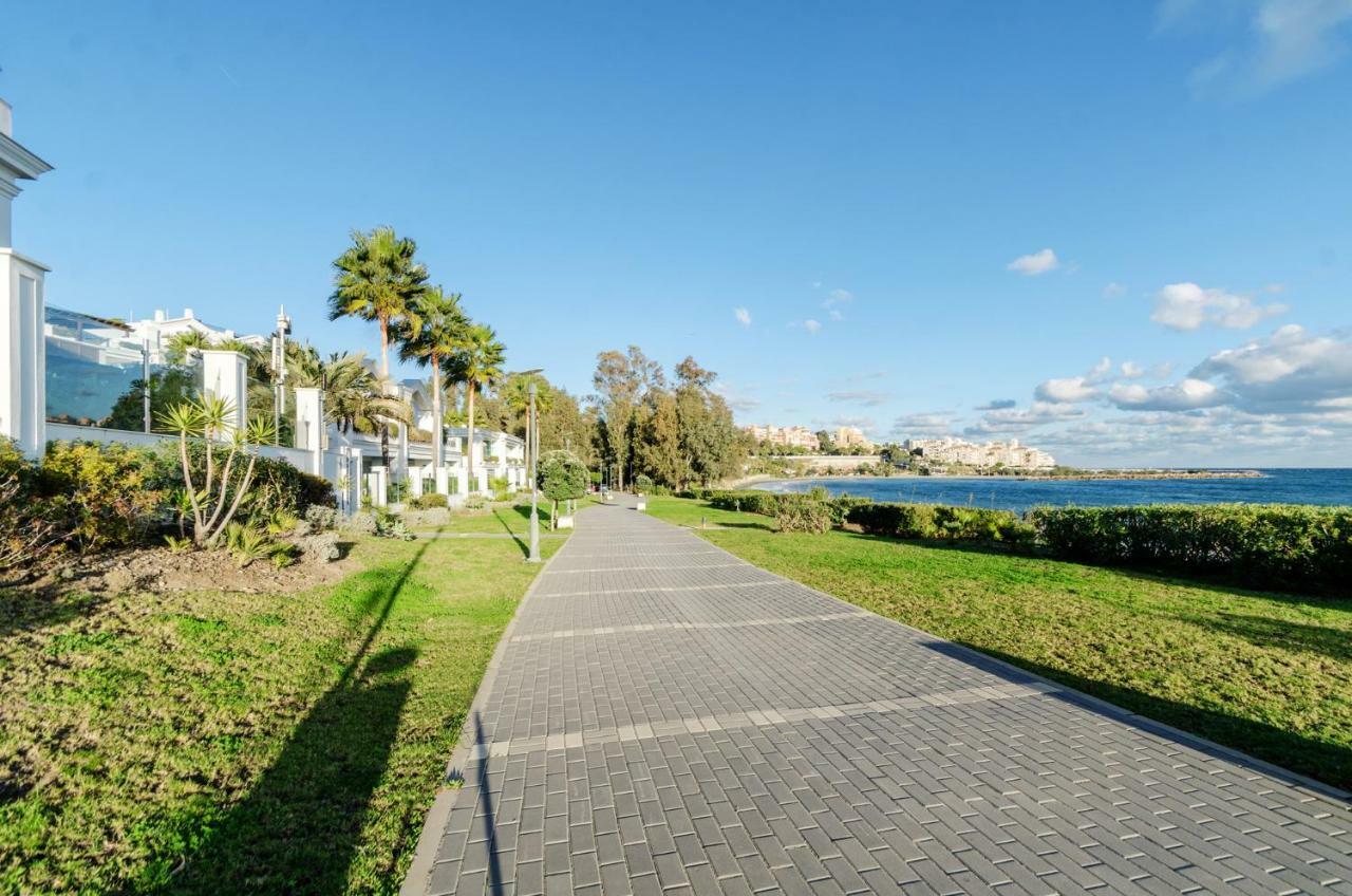 Luxury Apartment Frontal Beach In Doncella Beach إِستيبونا المظهر الخارجي الصورة